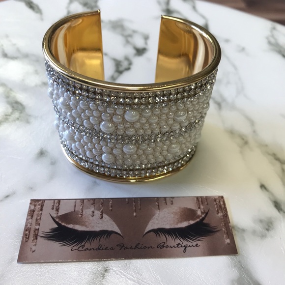 ‼️ Gold Silver Rhinestone Pearl Cufflet Bracelet - Picture 7 of 8